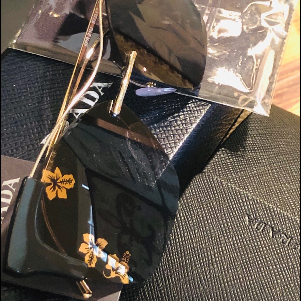 Runway Prada sexy sunglasses - Picture 12 of 14